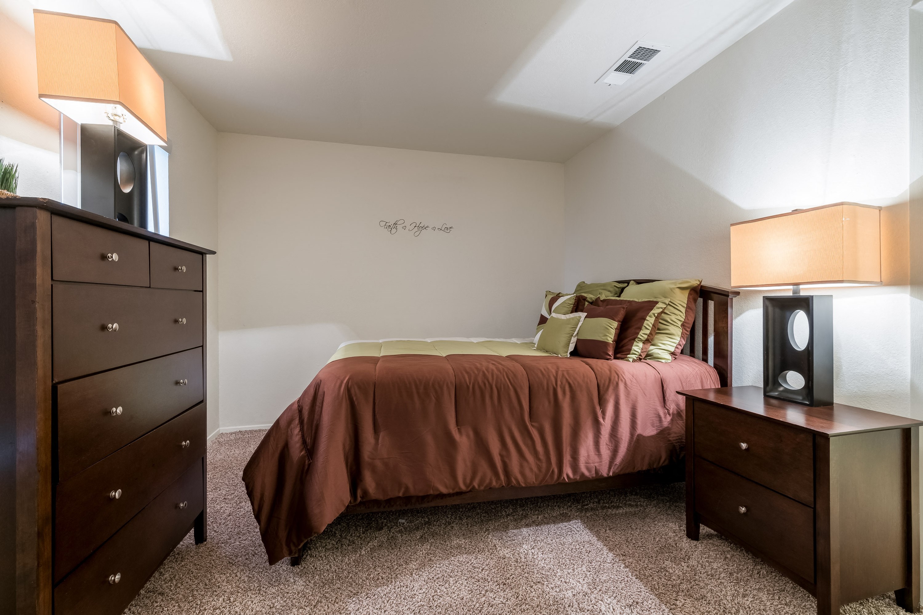 Williamsburg Apartments Apartments in Grand Prairie, TX